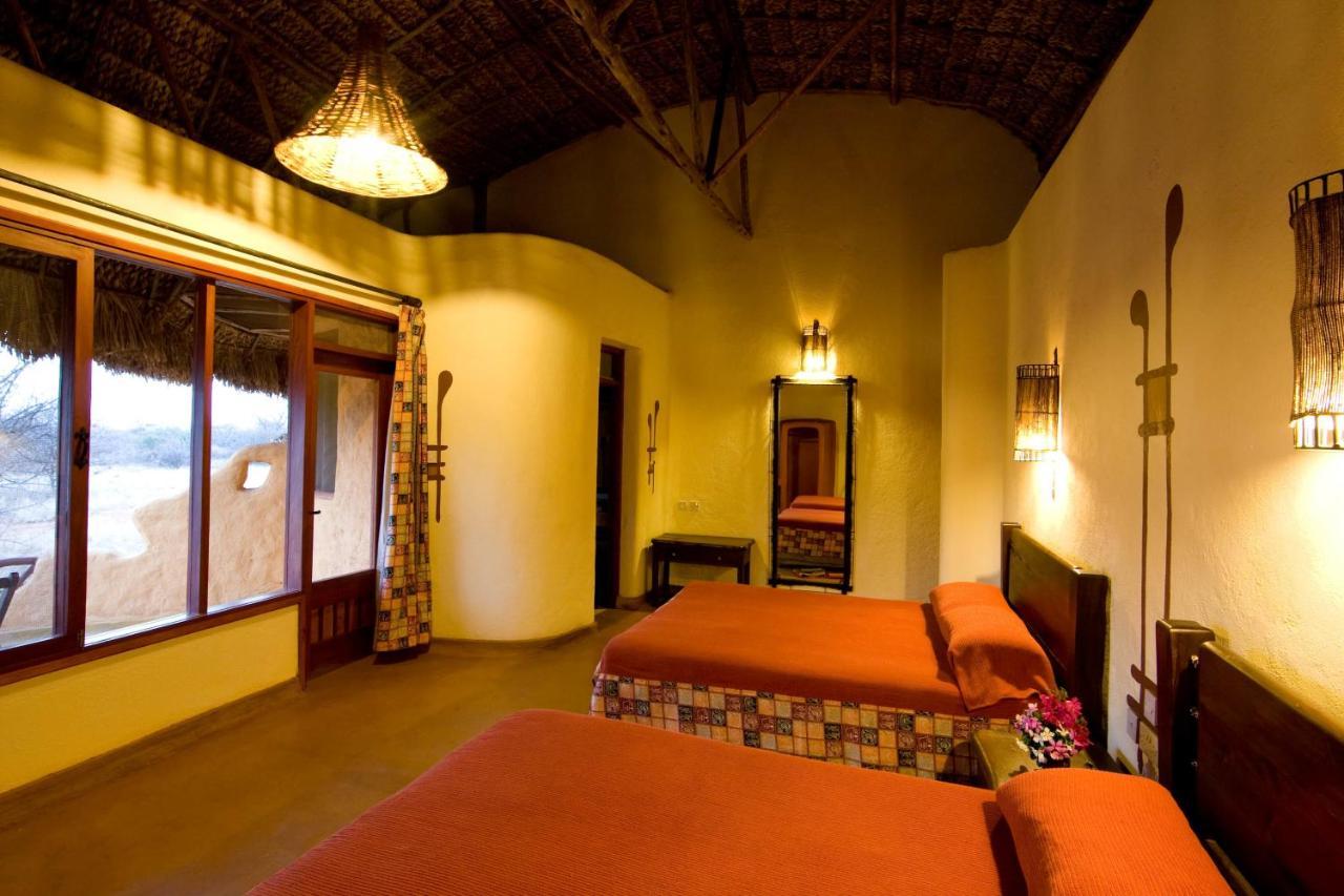 Samburu Sopa Lodge Archers Post Zewnętrze zdjęcie
